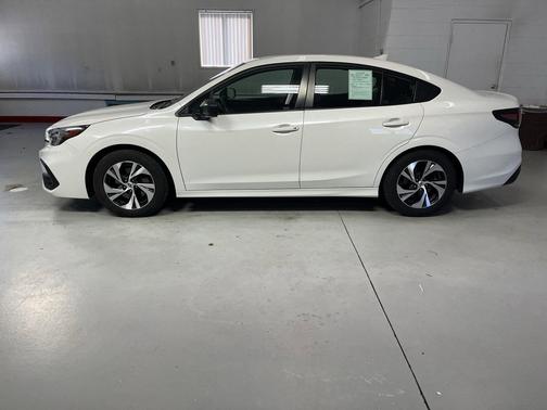 2023 Subaru Legacy Base