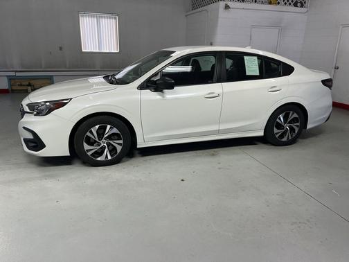 2023 Subaru Legacy Base