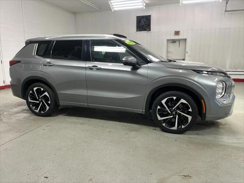 2022 Mitsubishi Outlander SEL Launch Edition S-AWC