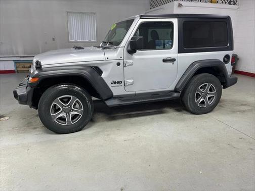 2022 Jeep Wrangler Sport S