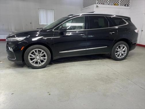 2022 Buick Enclave AWD Essence