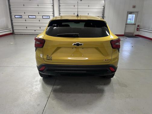 2025 Chevrolet Trax FWD 1RS