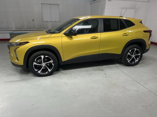 2025 Chevrolet Trax FWD 1RS