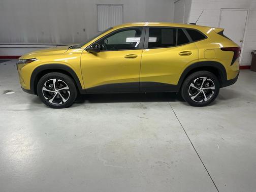 2025 Chevrolet Trax FWD 1RS