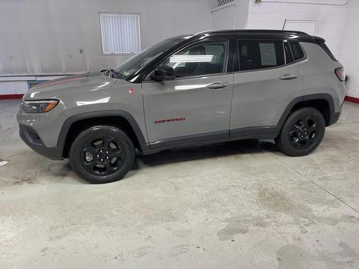 2023 Jeep Compass Trailhawk