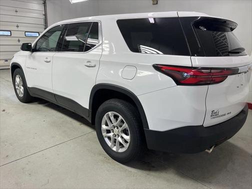 2022 Chevrolet Traverse LS