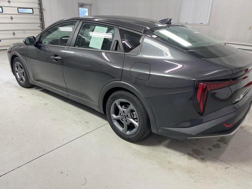 Interstellar Gray 2025 Kia K4 LXS