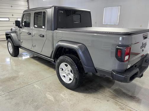 2020 Jeep Gladiator Sport S