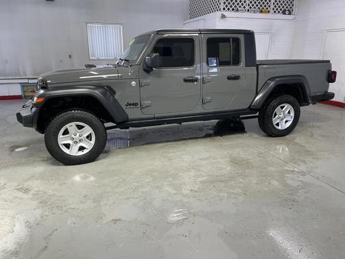 2020 Jeep Gladiator Sport S