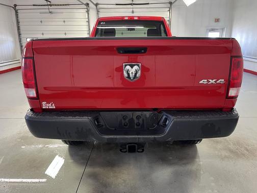 2018 RAM 2500 Tradesman Regular Cab 4x4 8' Box