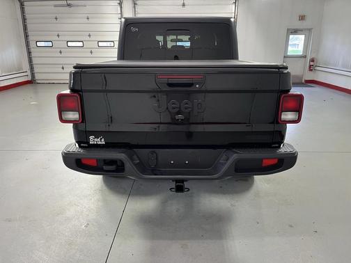 2021 Jeep Gladiator Sport S