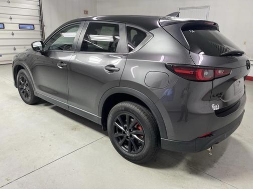 2022 Mazda CX-5 2.5 S Preferred Package