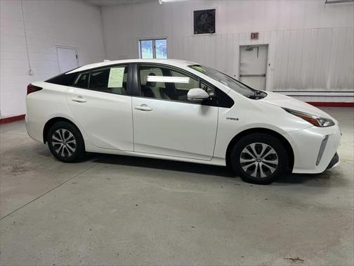 2019 Toyota Prius XLE