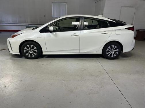 2019 Toyota Prius XLE