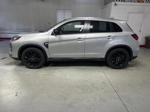 2022 Mitsubishi Outlander Sport 2.0 LE