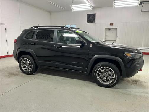 2022 Jeep Cherokee Trailhawk