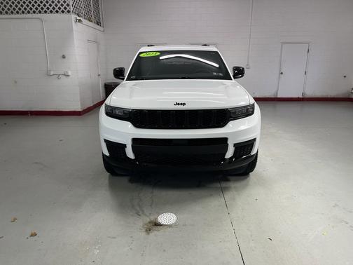 2023 Jeep Grand Cherokee L Altitude