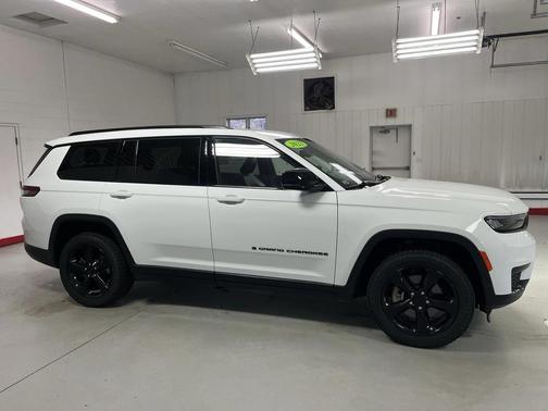 2023 Jeep Grand Cherokee L Altitude