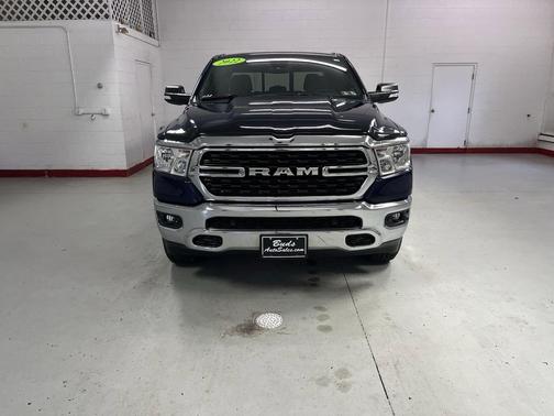 Patriot Blue Pearlcoat 2022 RAM 1500 Big Horn/Lone Star