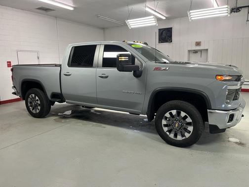 Slate Gray Metallic 2024 Chevrolet Silverado 2500 LT