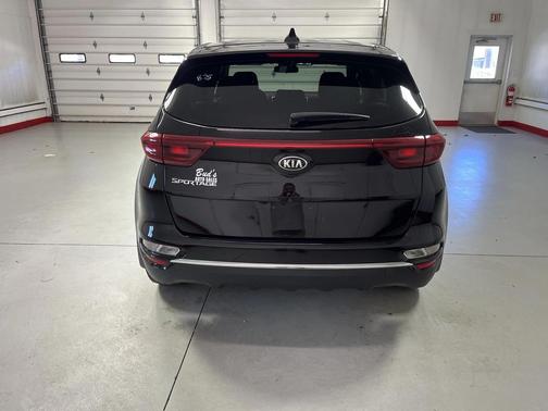 2022 Kia Sportage LX