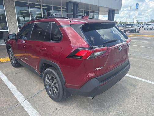 03t3 2024 Toyota RAV4 Hybrid XLE Premium