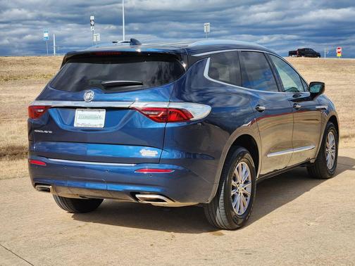 2024 Buick Enclave Essence FWD
