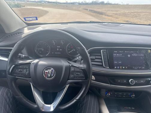 2024 Buick Enclave Essence FWD