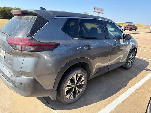 Gun Metallic 2021 Nissan Rogue SV