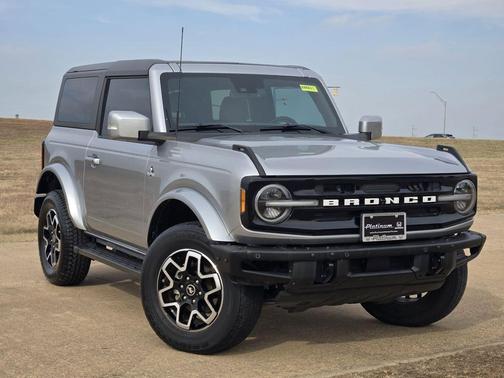 2022 Ford Bronco Outer Banks