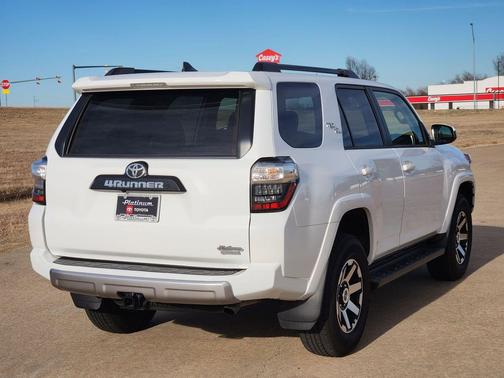 2024 Toyota 4Runner TRD Off Road