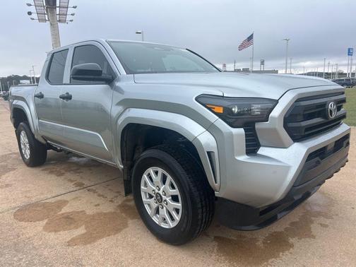 2024 Toyota Tacoma SR