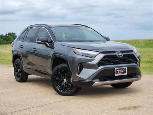 2022 Toyota RAV4 Hybrid SE