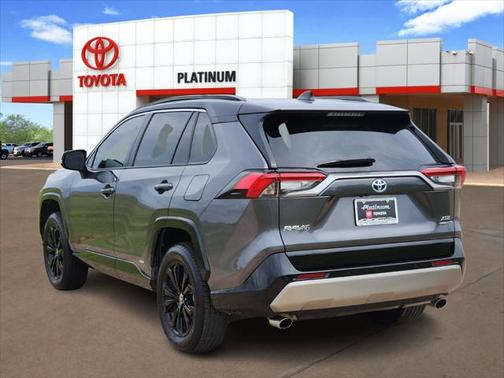 2022 Toyota RAV4 Hybrid SE