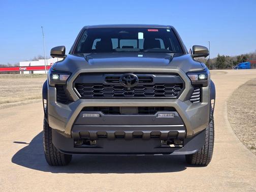 2026 Toyota Tacoma Hybrid TRD Off Road