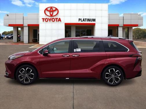 2025 Toyota Sienna Platinum 7 Passenger