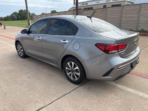 2022 Kia Rio S