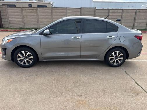 2022 Kia Rio S
