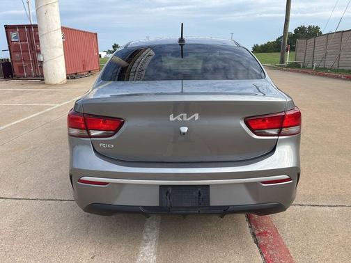 2022 Kia Rio S