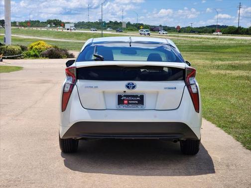 2018 Toyota Prius Four