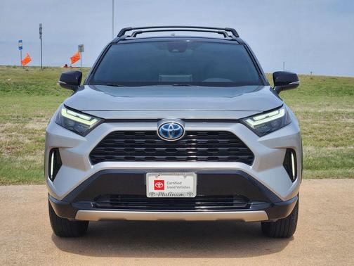 2022 Toyota RAV4 Hybrid SE