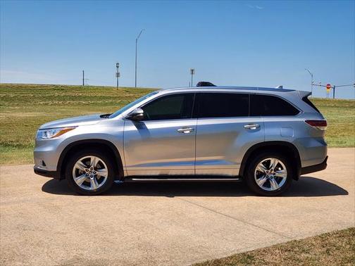 2016 Toyota Highlander Limited