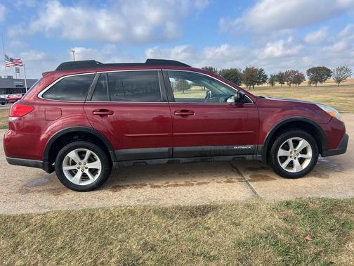 2014 Subaru Outback 2.5i Premium
