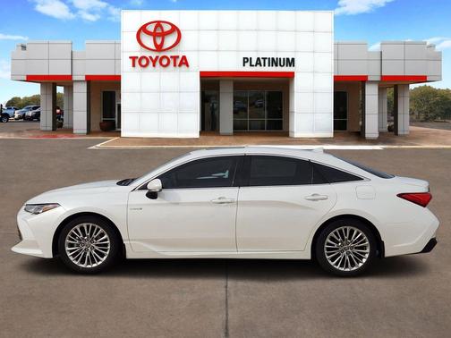 2021 Toyota Avalon Hybrid Limited
