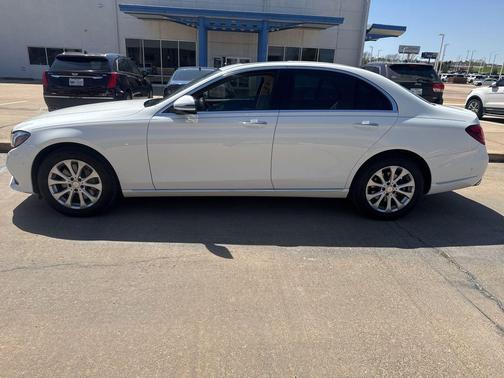 White 2017 Mercedes-Benz E-Class 4MATIC