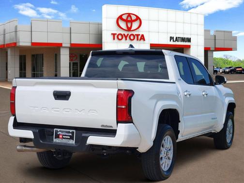 Ice 2025 Toyota Tacoma SR5