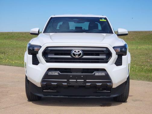 Ice 2025 Toyota Tacoma SR5