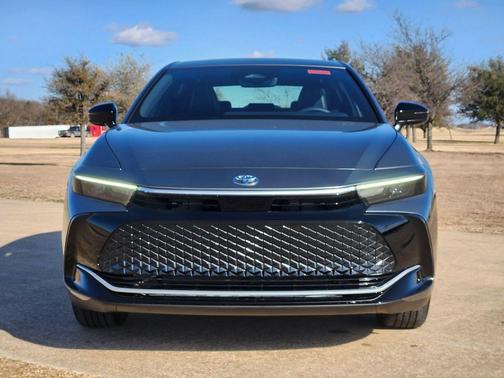 2026 Toyota Crown XLE