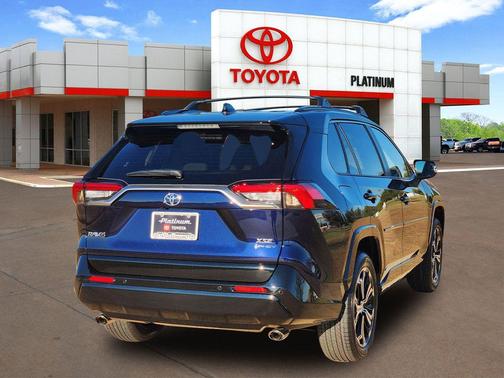 2025 Toyota RAV4 Hybrid SE