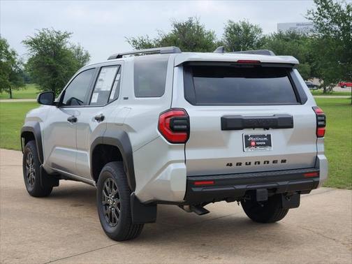 2025 Toyota 4Runner SR5